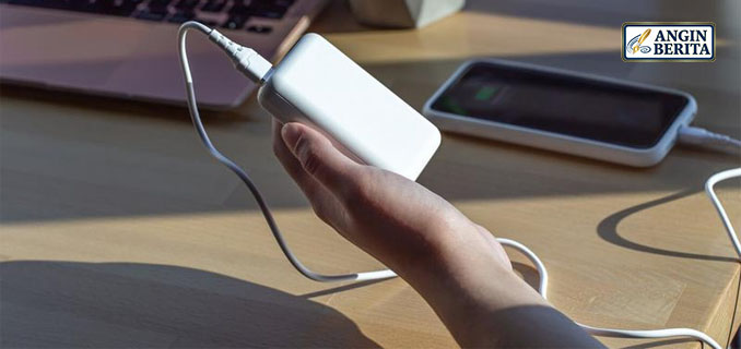 Penjelasan KAI Soal Aturan Baru Bawa Power Bank di Kereta Kapasitas, Larangan Cas, dan Keamanan