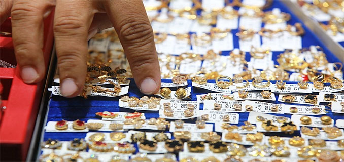 Ramalan BBRI Positif, Emas Perhiasan Melemah