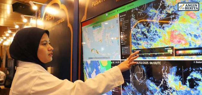 BMKG Waspadai Cuaca Ekstrem Saat Libur Natal dan Tahun Baru 20252026