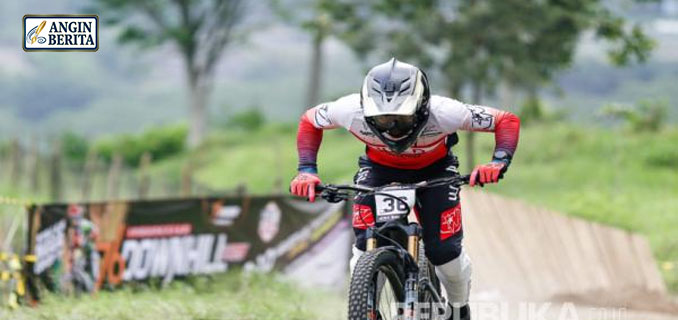 Rendy Varera Sanjaya Raih Perak Downhill, Medali Perdana Indonesia di SEA Games 2025