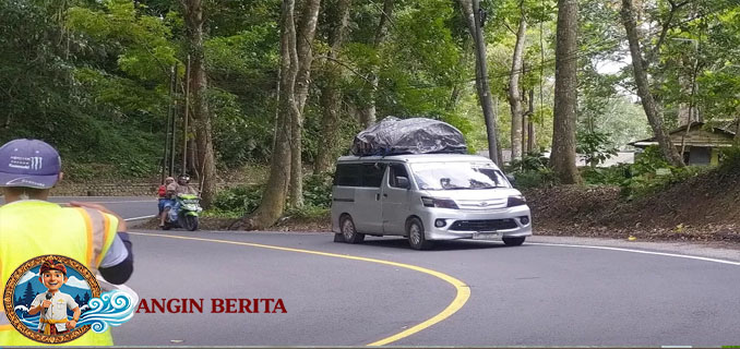Relawan Gumitir Sebut Kendaraan Travel Mulai Ramai Sejak Dua Hari Terakhir